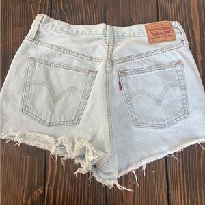 Levi's Light Wash Denim Women's Shorts